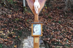 Renovation Haldenhofkreuz an der Landstraße zum Kandel