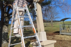 Renovation des Wegkreuzes "Auf der Brandeck"
