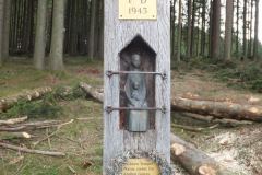 Das Wegkreuz an der Tausendmeter Bank