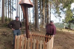 Das Wegkreuz an der Tausendmeter Bank